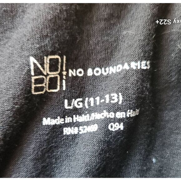 No Boundaries  black capri leggings - Picture 4 of 5
